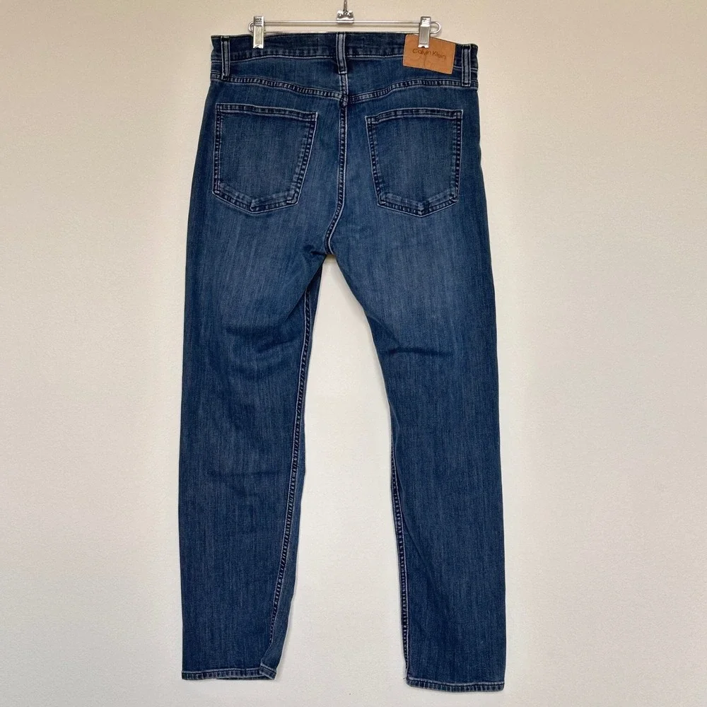 Calvin Klein Jeans Mens 34x29 Slim Straight Fit Dark Wash Stretch Denim Blue